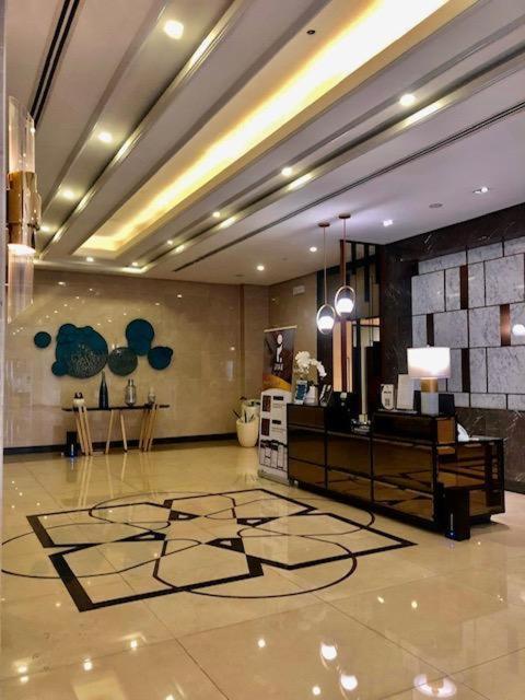 Luxury Bgc Condo In Taguig, Mckinley - Covered Parking And Wifi Free Eksteriør bilde