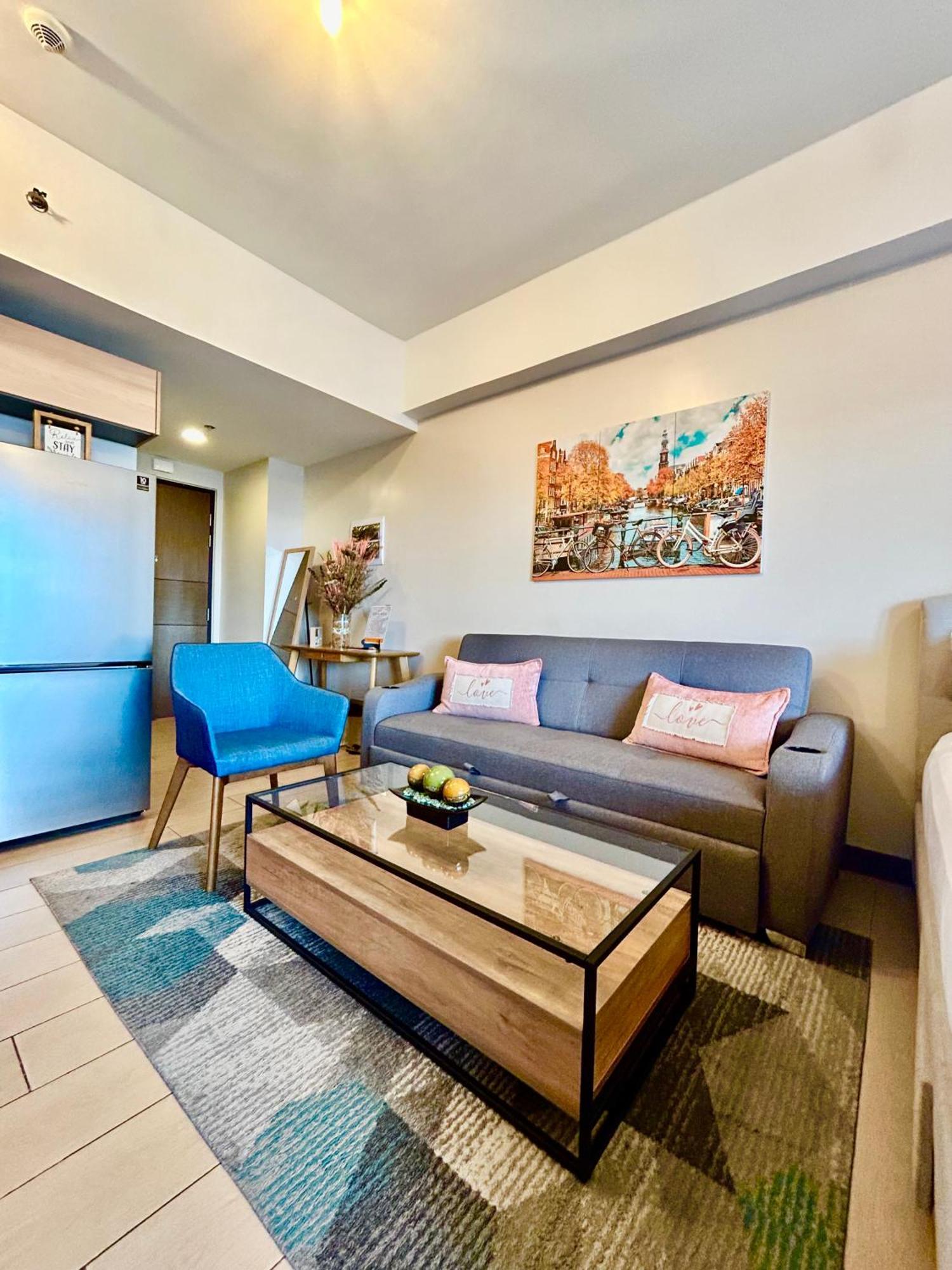 Luxury Bgc Condo In Taguig, Mckinley - Covered Parking And Wifi Free Eksteriør bilde